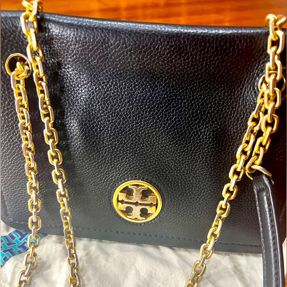 Tory Burch carson leather crossbody bag